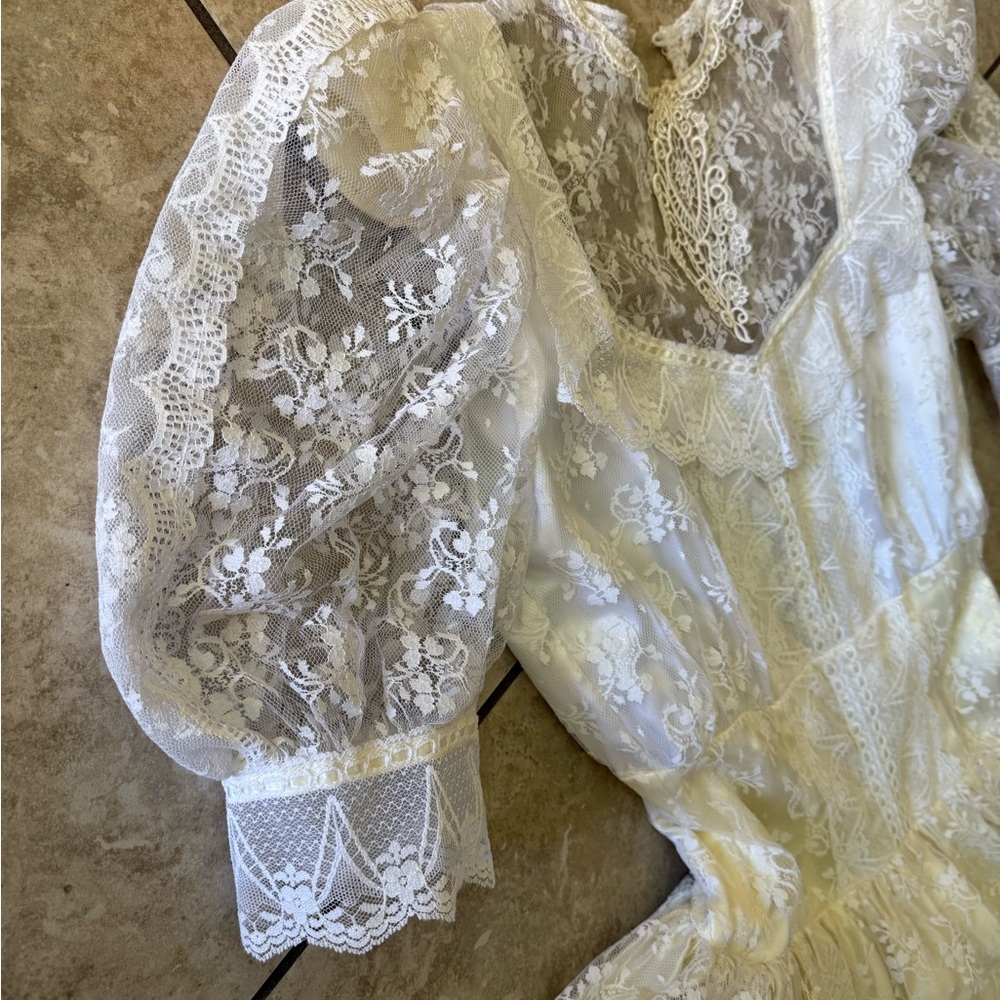 Jessica McClintock Lace Dress - Picture 5 of 15
